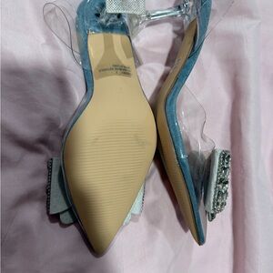 Elegant Blue Women's Shoes with Embellished Details